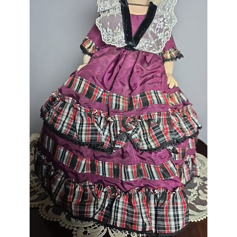Madame Alexander Betty Taylor Bliss 1512 First Lady Doll Collections 13" - Picture 3 of 12